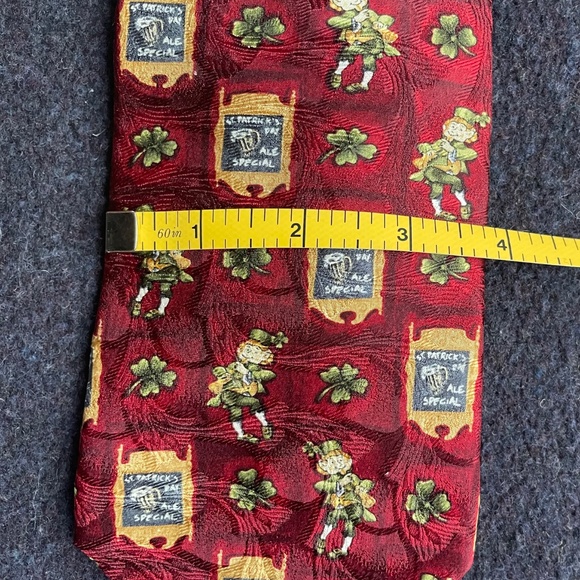 Men's Silk Neck Tie - Picture 3 of 6